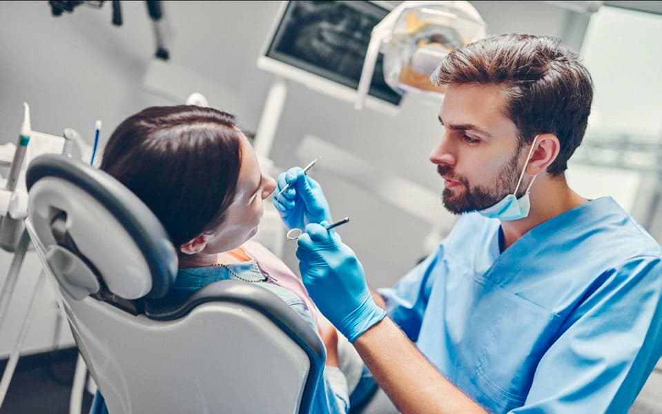 Какой врач лечит неправильный прикус Какой врач лечит неправильный прикус