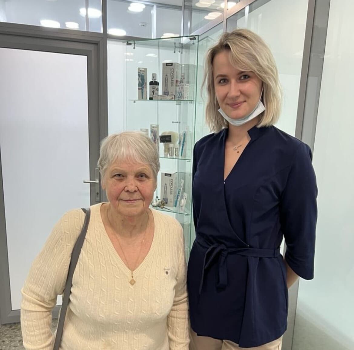 Полная имплантация зубов All-on-4 (Dentium) по акции — 330 000 ₽ Полная имплантация зубов All-on-4 (Dentium) по акции — 330 000 ₽